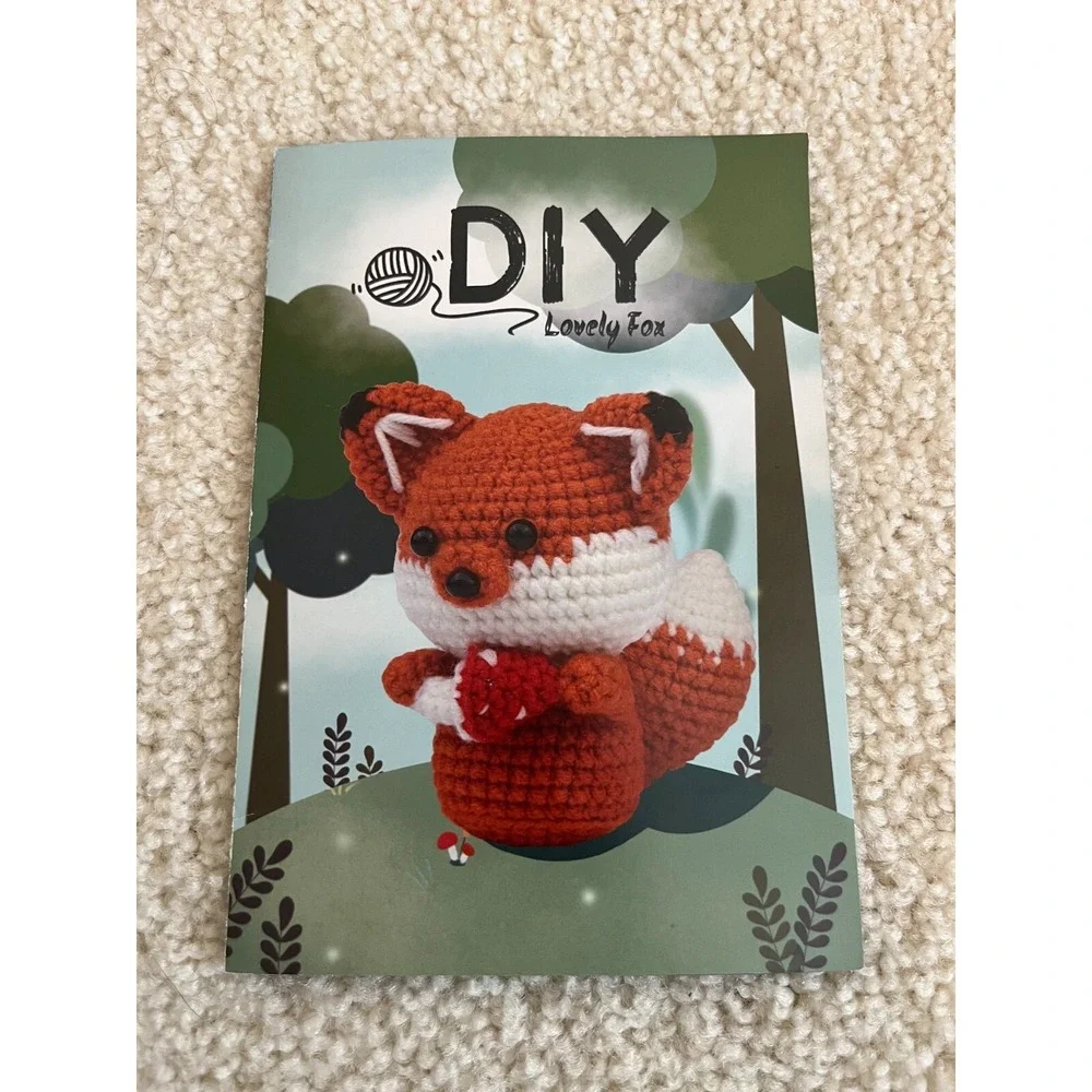 Beginner Crochet Kit: FOX Animal Amigurumi Yarn & Hook Set